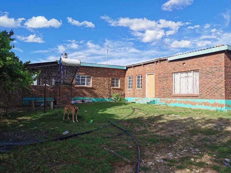 4 Bedroom Property for Sale in Griekwastad Northern Cape